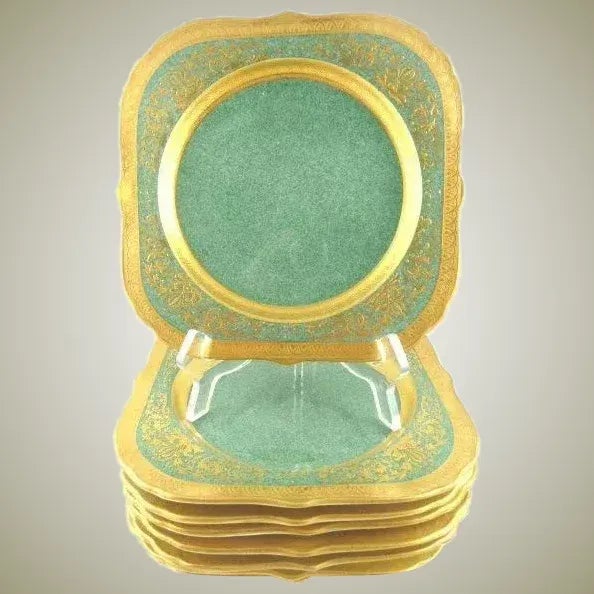 Royal Worcester Green With Elaborate Gilt Trim Square Luncheon Plates - Set of 8 For Sale - Image 6 of 6