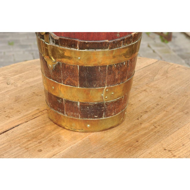 Wood English Oak Bucket with Brass Handle and Horizontal Braces, circa 1880 For Sale - Image 7 of 11