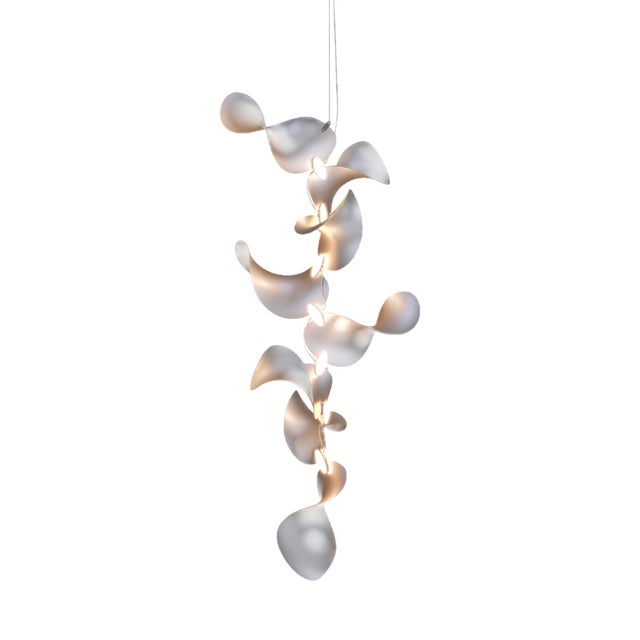 Dune 8 Vertical Cluster Light with Silver Anodized Shades by Daniel Becker for Moss Objects For Sale