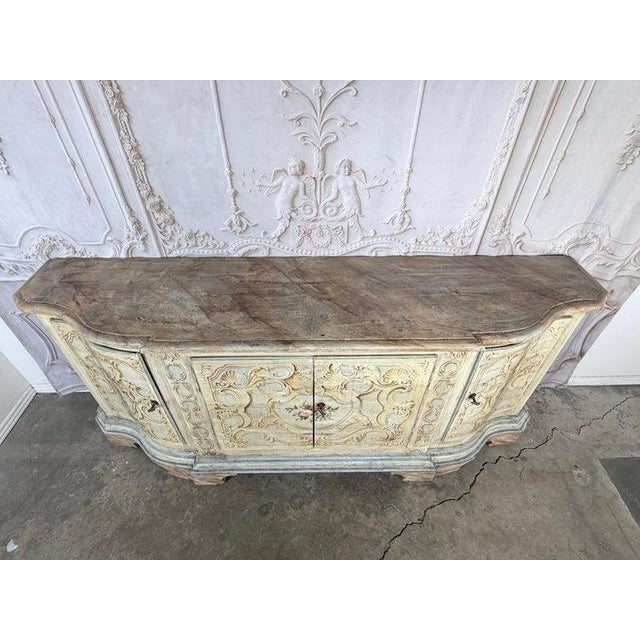 Italian Rococo Painted Serpentine Credenza With Floral Cartouches For Sale - Image 4 of 17