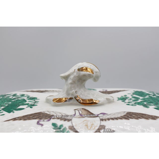 Circa 1912-49 Green Fitzhugh Chinese Export Porcelain Armorial Tureen, Cover, & Undertray For Sale - Image 9 of 14