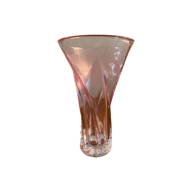 Vintage Postmodern Blown Twisted Pink Glass Vase 1980s Art Deco For Sale In Palm Springs - Image 6 of 6