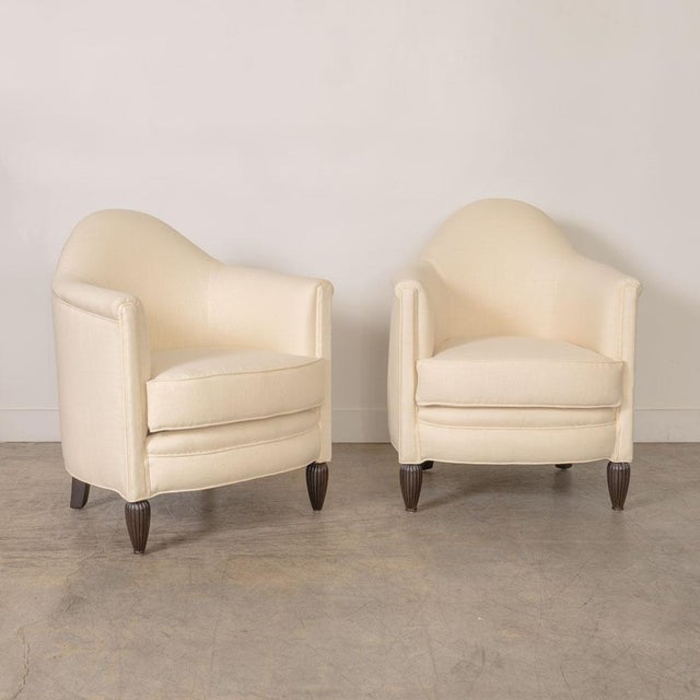 1930s French Club Chair in Linen For Sale - Image 4 of 14