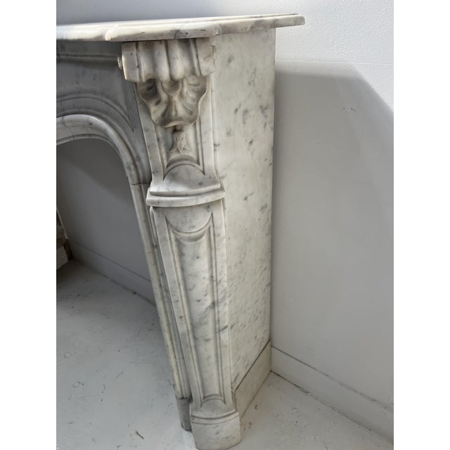 Louis XV Style Fireplace in White Veined Carrara Marble, 1800s For Sale - Image 11 of 15