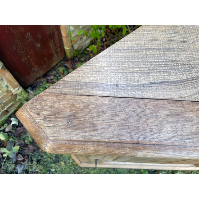 Dutch Corner Cabinet in Oak For Sale - Image 4 of 18