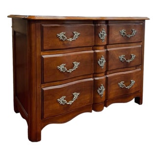 French Provincial Serpentine Commode / Chest of Drawers For Sale