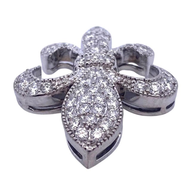White Vintage 18k White Gold Fleur-De-Lis Diamond Pendant For Sale - Image 8 of 10