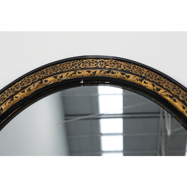 French Neoclassical Oval Black and Gilt Mirror, 1950s For Sale - Image 4 of 11