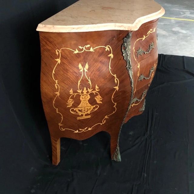 French French Louis XV Side Table or Nightstand With Cream Marble Top For Sale - Image 3 of 6