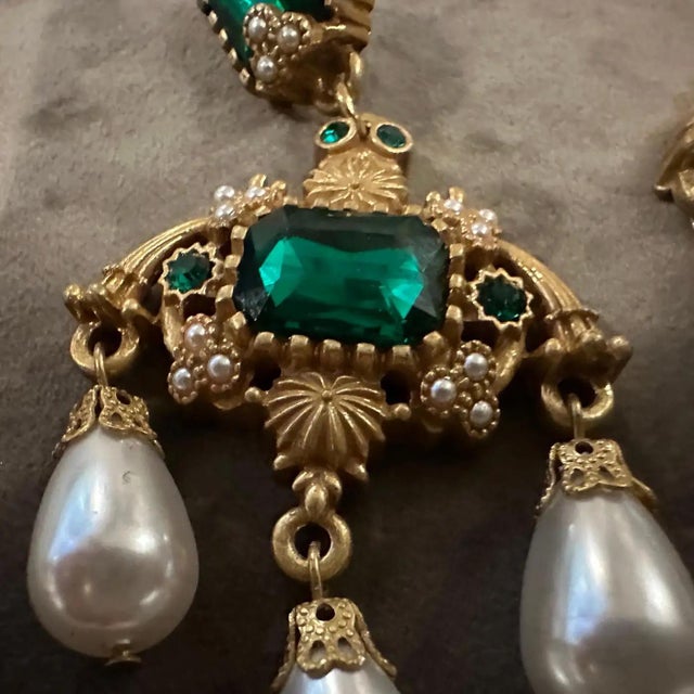 1990s Amazing Costume Jewelry Chandelier Earrings by Antigona Paris For Sale - Image 10 of 12