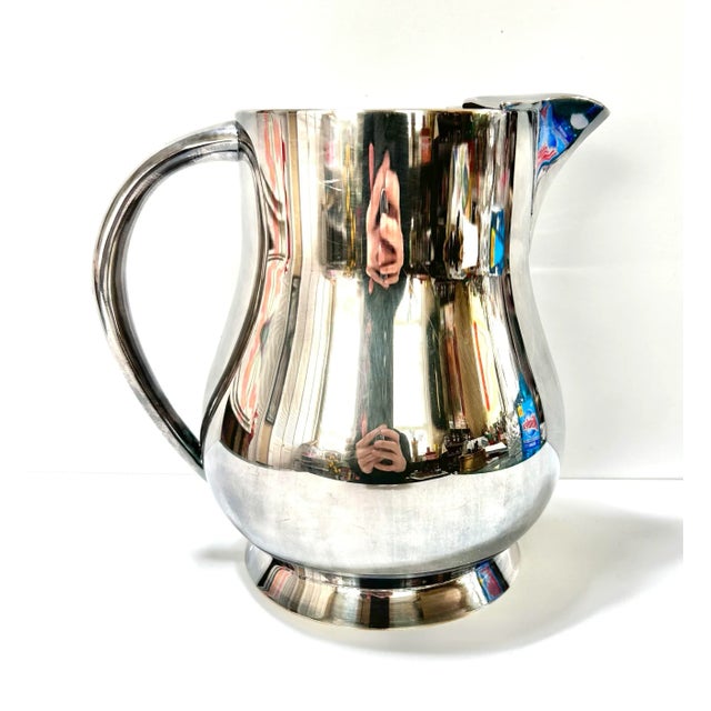 English Vintage W&s Blackinton Silverplate Water Pitcher – Mid Century Barware For Sale - Image 3 of 7