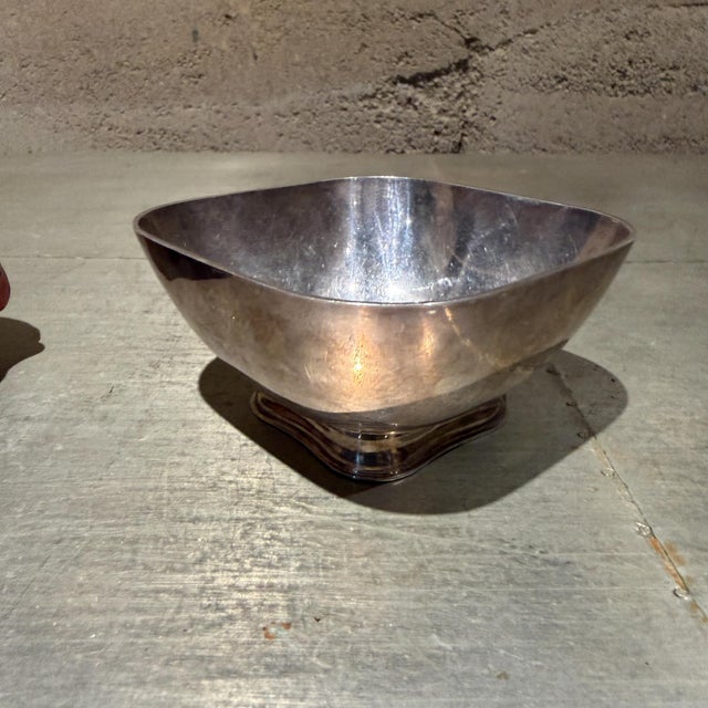 Towle Silversmiths Vintage Modernist Silver-Plated Footed Bowl Towle Ward Bennett For Sale - Image 4 of 10