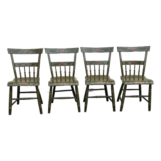 Antique American Hand-Painted Floral Folk Art Plank Seat Chairs - Set of 4 For Sale