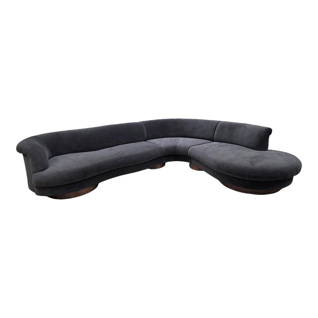 Postmodern Vladimir Kagan Style Serpentine Sectional Sofa Newly Reupholstered For Sale