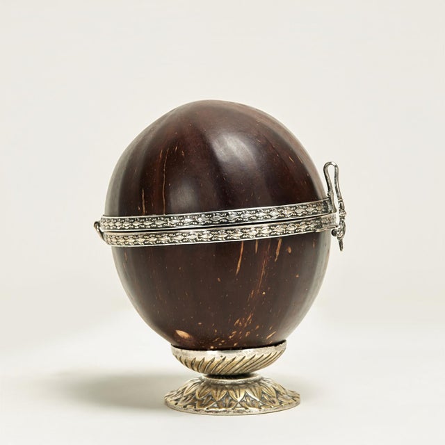 English Antique Anglo Indian Coconut and Metal Box For Sale - Image 3 of 12