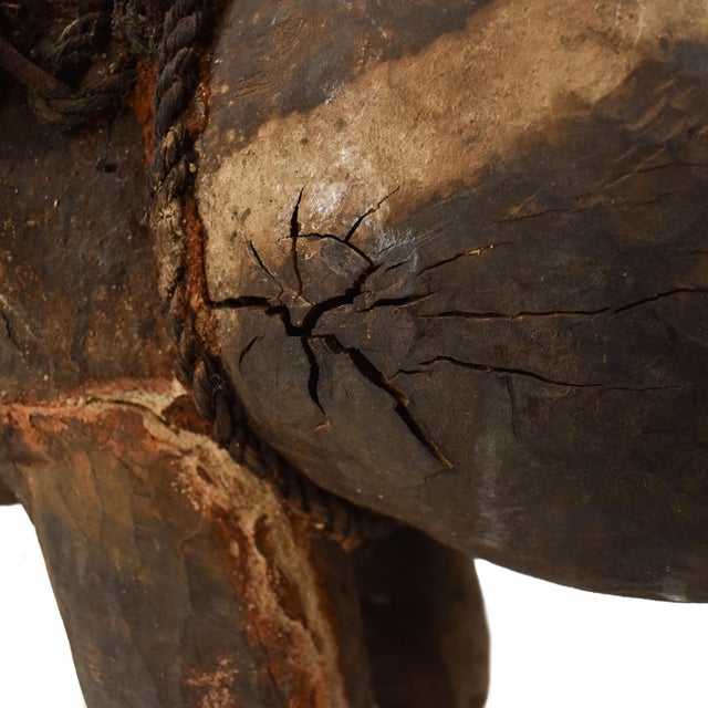 Brown Early 20th Century Bakongo Villi Pig Fetish For Sale - Image 8 of 10