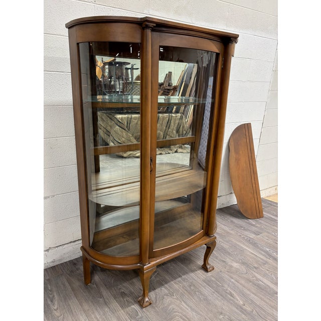 Antique Queen Anne Style Curved Bowed Glass Curio Display China Cabinet For Sale - Image 4 of 13
