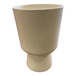 Mid Century Modern Large Matte White Chalice Pottery Planter in the Style of Malcolm Leland For Sale