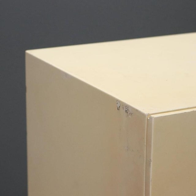 Vintage Chest of Drawers in Lacquered Wood and Brass, 1970s For Sale - Image 4 of 10