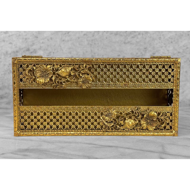 Vintage Italian Rococo Baroque Gold Gilded Pierced Tissue Box Holder For Sale - Image 6 of 10