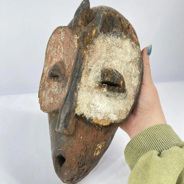 Early 20th Century Bembe Mask For Sale - Image 9 of 9