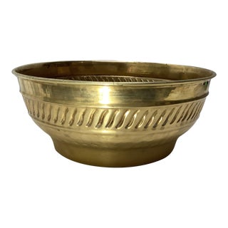 Mid Century Round Low-Rise Brass Planter With Etched Accent Band For Sale
