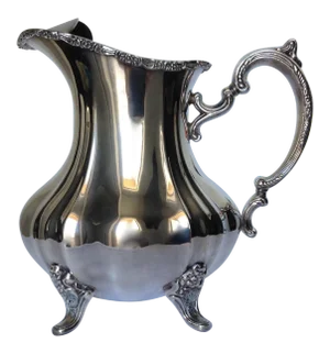 Vintage C.1970's Silver Plate Towle Silversmith Co. Large Water Carafe