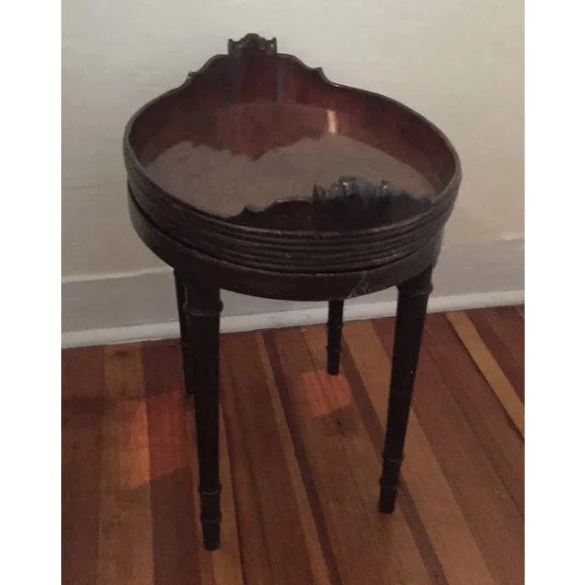 Late 18th Century Antique 18th Century English George III Oval Carved Mahogany Side Table For Sale - Image 5 of 13