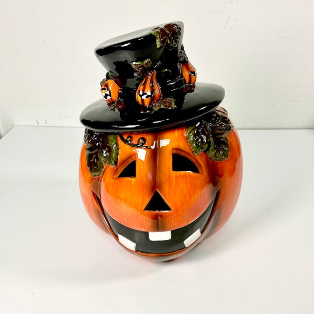 American 1990s Vintage Americana Boho Chic Halloween Jack-O-Lantern Ceramic Cookie Jar For Sale - Image 3 of 13