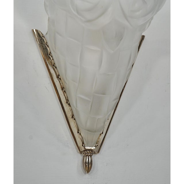Metal French Art Deco Wall Sconces by Francis Hubens & Degue 1920s France - A Pair For Sale - Image 7 of 13