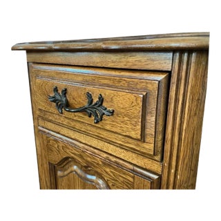 1960s Thomasville French Provincial Walnut Sideboard Buffet Credenza With Brass Hardware For Sale