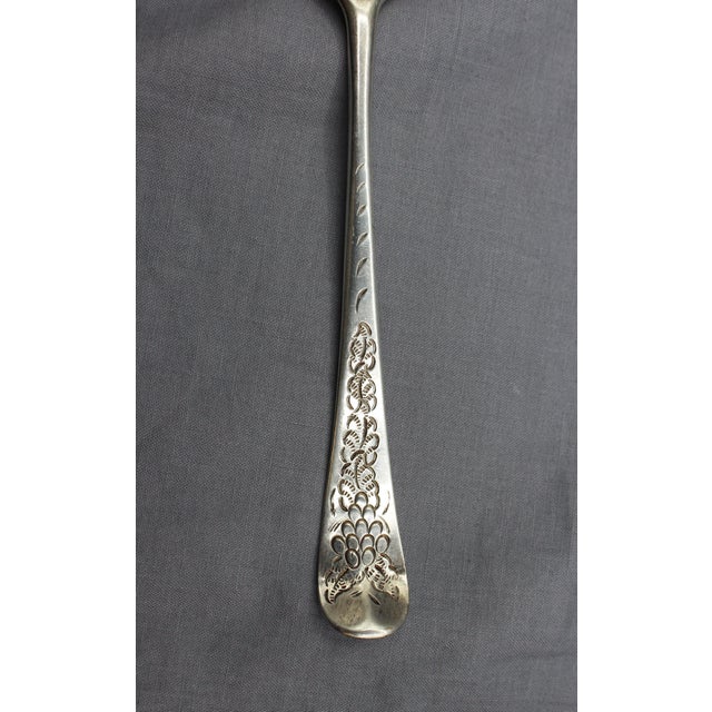 Circa 1727-1760 English George II Sterling Silver and Gold Wash Pair of Tablespoons For Sale - Image 4 of 11