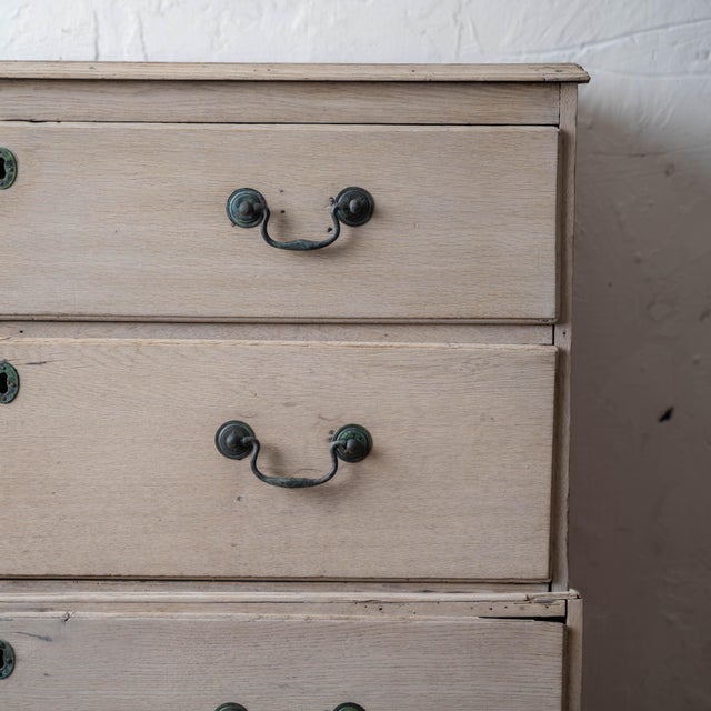 Georgian Oak Chest-on-Chest, c.1780 For Sale In Savannah - Image 6 of 18