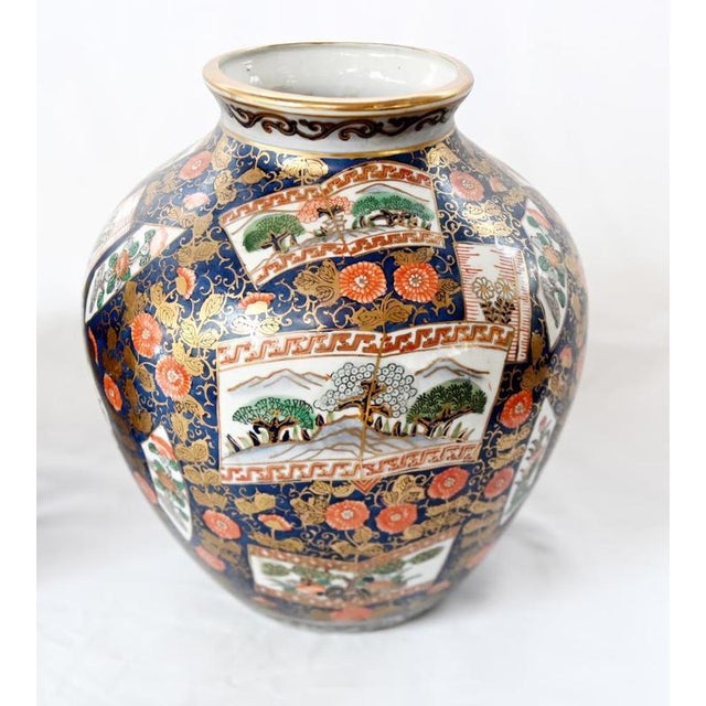 2000 - 2009 Japanese Imari Porcelain Vases Urns, Set of 2 For Sale - Image 5 of 6