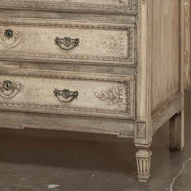 18th Century Liégeois Country French Louis XVI Stripped Commode For Sale - Image 11 of 18
