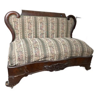 Mid 19th Century Elegant Empire/Victorian Armless Parlor Settee For Sale