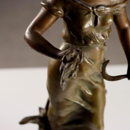 Antique Table Clock with Figurine attributed to A. Moreau, 19th-20th Century For Sale - Image 6 of 15