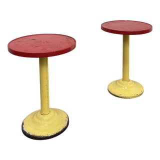 Tolix Model G Pedestal Tables, 1950s, Set of 2 For Sale