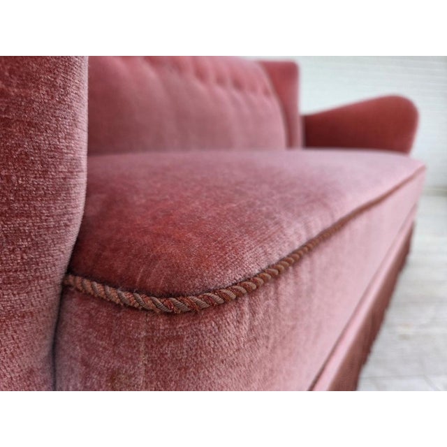 Pink Danish 2-Seater Sofa in Pink Velour and Oak, 1970s For Sale - Image 8 of 18