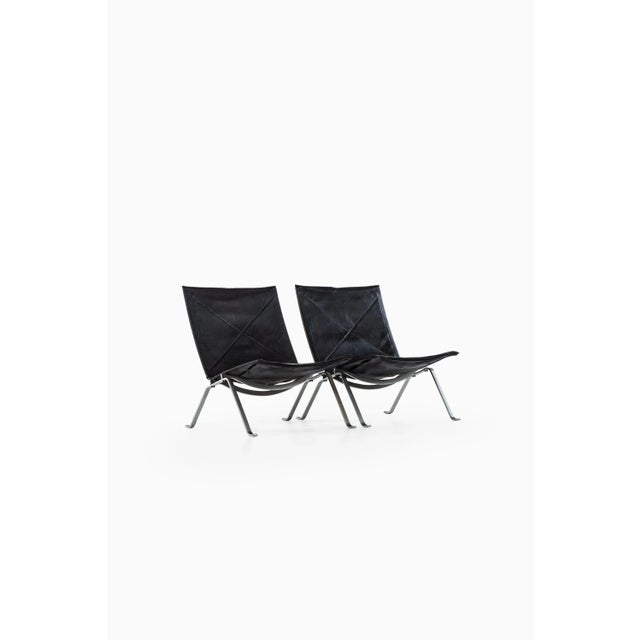Black Set of Modern Danish Leather and Steel PK-22 Side Chairs by Poul Kjærholm, 1950s For Sale - Image 8 of 8