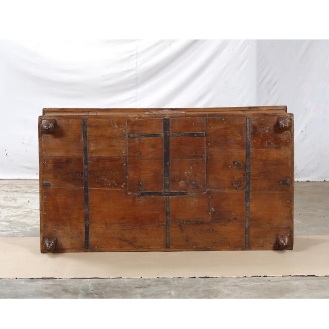 1900 - 1909 Antique Indian Teakwood Blanket Chest/Coffee Table For Sale - Image 5 of 8