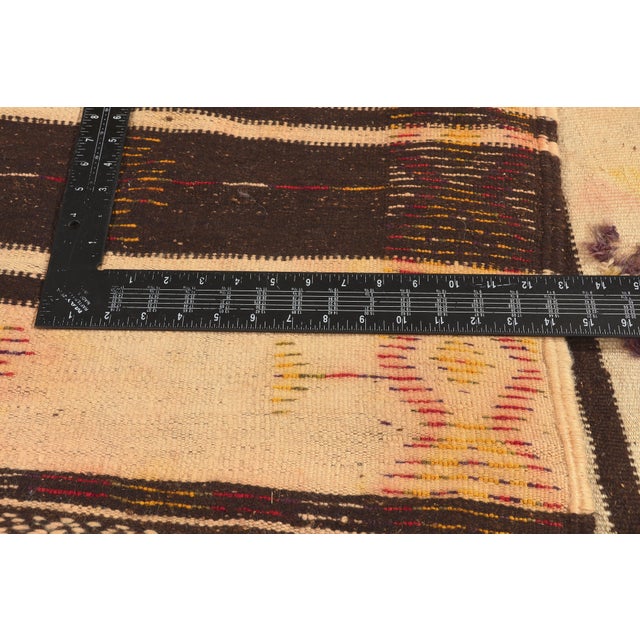 Textile Vintage Taznakht Glaoui Moroccan Rug, 04'02 X 09'02 For Sale - Image 7 of 10