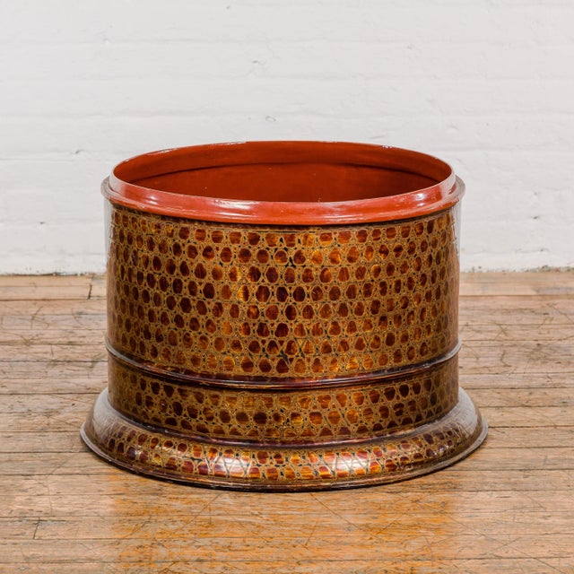 Round Negora Lacquer Storage Bin with Snakeskin Patterns For Sale - Image 12 of 12