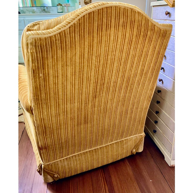 1970s Clayton Marcus Vintage Club Chair in Golden Striped Velvet For Sale - Image 5 of 15