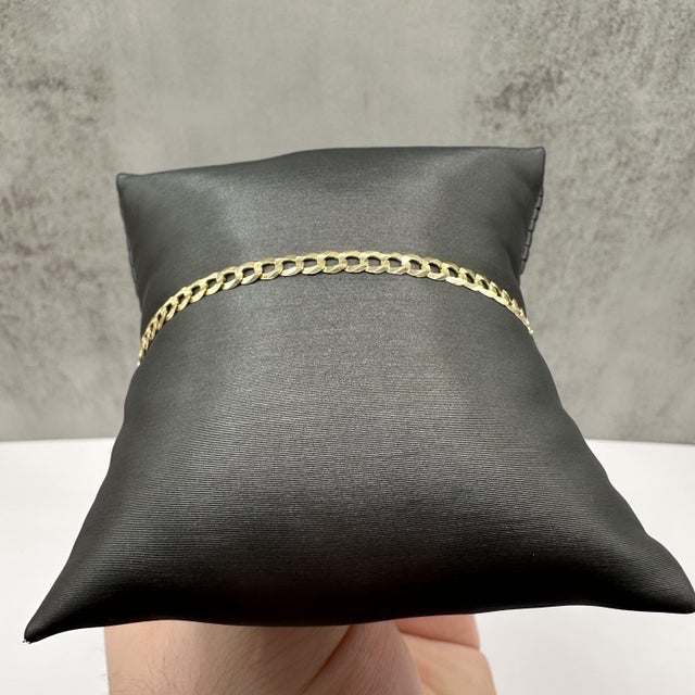 Contemporary Curb Link Bracelet 14kt Yellow Gold 8in 3.7mm 3.25g Solid New For Sale - Image 3 of 6
