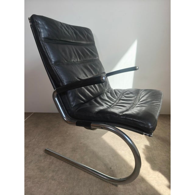 1 x beautiful and rare leather armchair Design: Jorgen Kastholm Manufacturer: Kusch & Co. 1960s Chromed steel frame and...