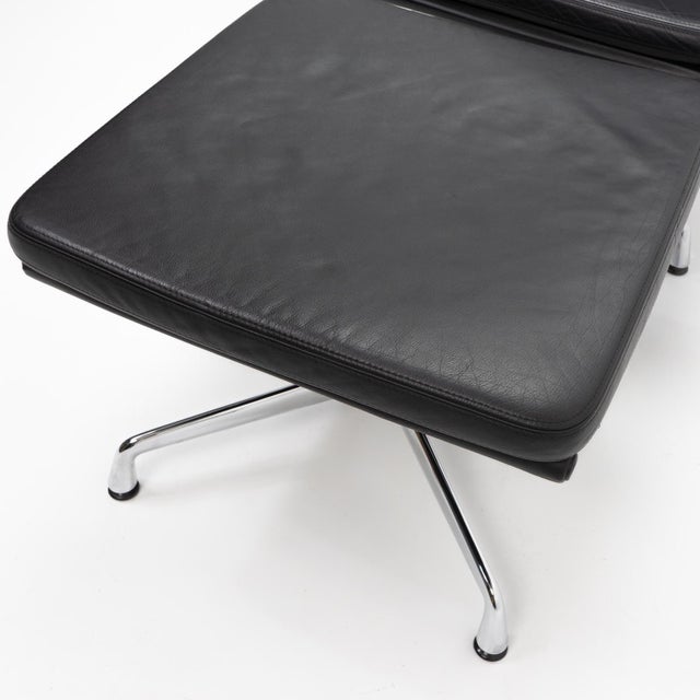 Black Set of Alu Group Soft Pad Lounge Chair and Ottoman by Charles and Ray Eames for Vitra For Sale - Image 8 of 14