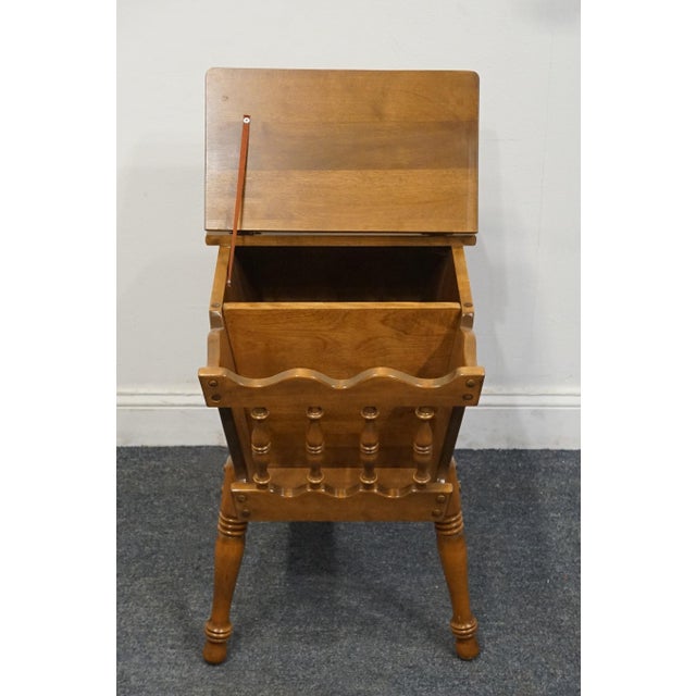 Late 20th Century Ethan Allen / Baumritter Solid Hard Rock Maple Colonial Early American 17x25" Accent Dough Box End Table 2548 For Sale - Image 5 of 9