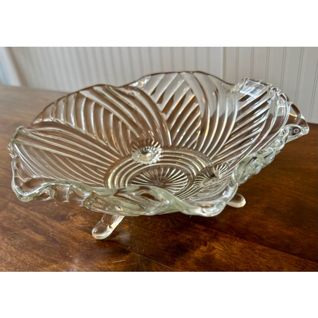 Mid 20th Century Prismatic Swirl Tri-Footed Glass Bowl For Sale - Image 6 of 12