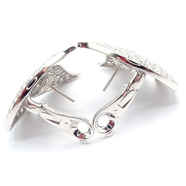 Contemporary Cartier Colombe De La Paix Dove of Peace Diamond White Gold Earrings, A Pair For Sale - Image 3 of 13